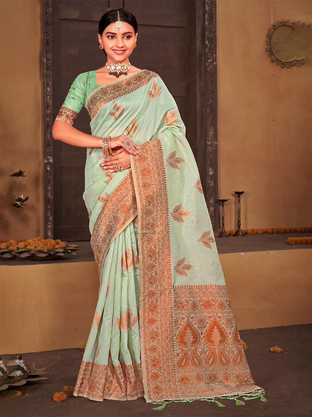 

SANGAM PRINTS Woven Design Zari Saree, Turquoise blue