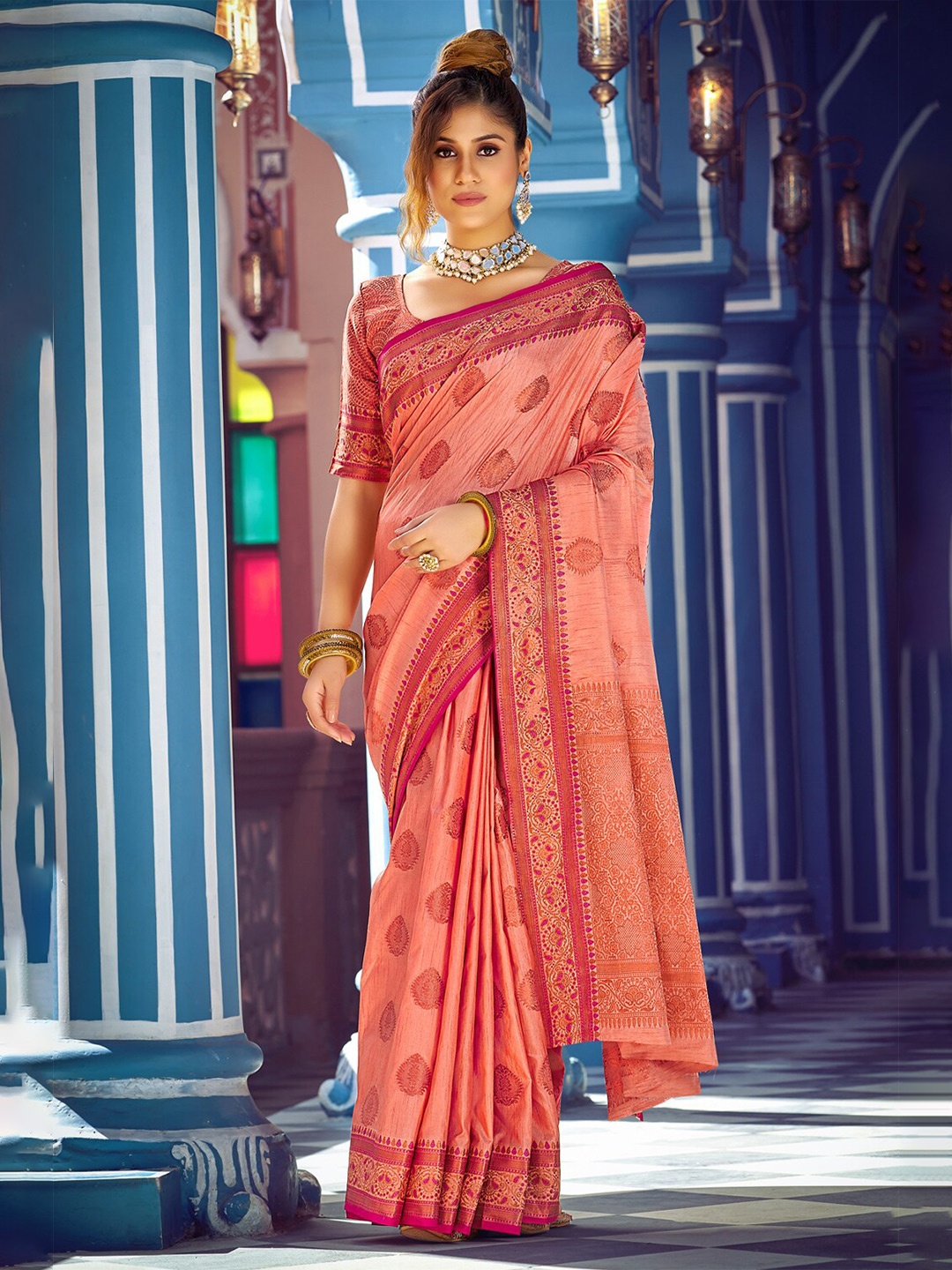 

SANGAM PRINTS Woven Design Zari Silk Blend Saree, Peach
