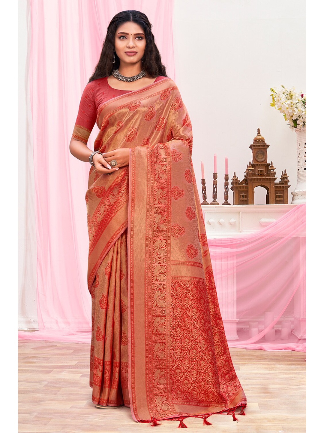 

SANGAM PRINTS Woven Design Zari Silk Blend Saree, Red