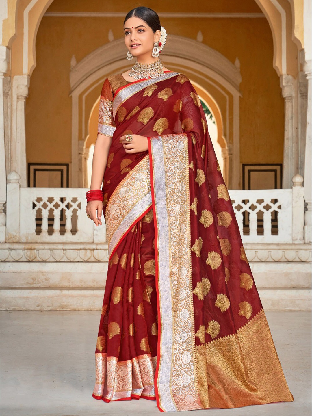 

SANGAM PRINTS Woven Design Zari Organza Saree, Maroon