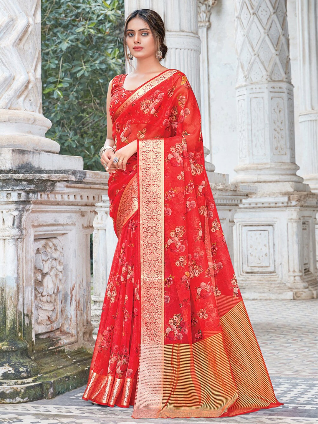 

SANGAM PRINTS Floral Zari Organza Saree, Red