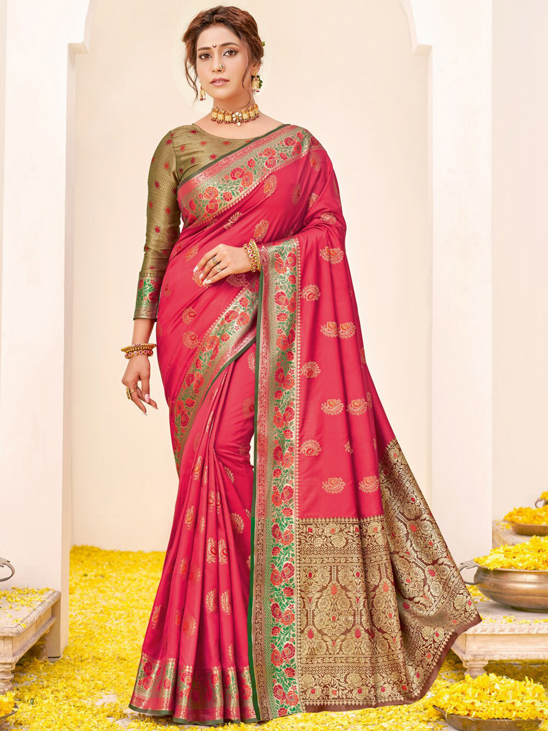 

SANGAM PRINTS Woven Design Zari Silk Blend Saree, Magenta