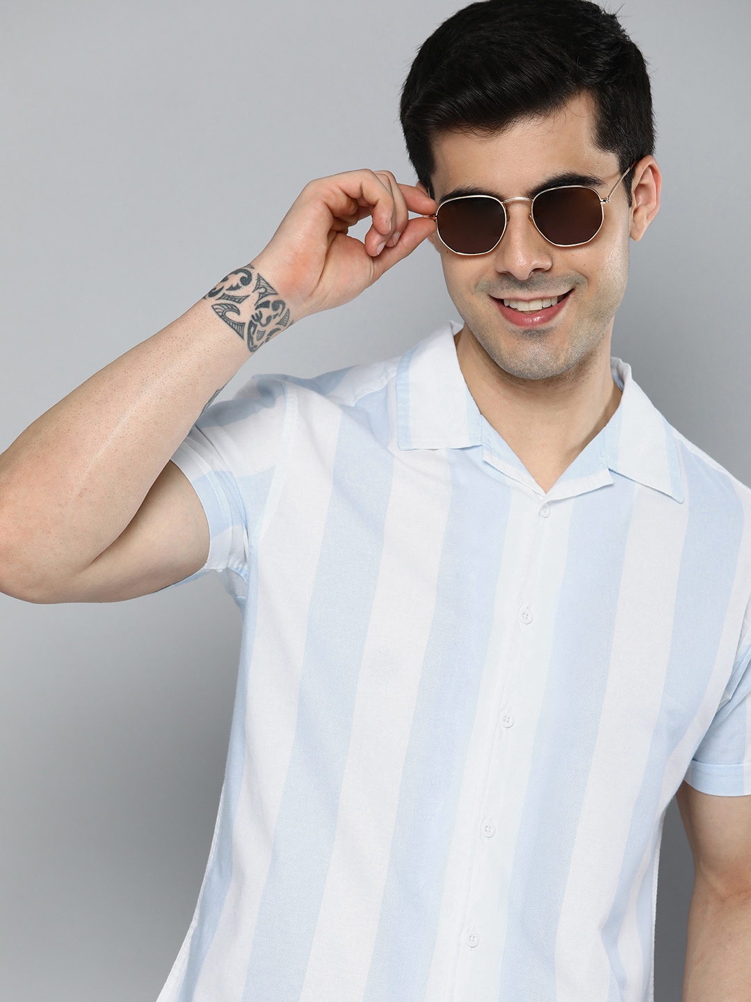 

HERE&NOW Men Slim Fit Striped Casual Shirt, Blue