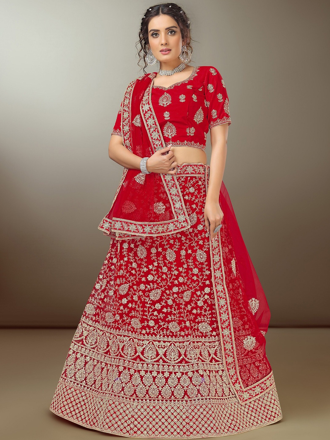 

Sarvayog Fashion Red & Gold-Toned Embroidered Semi-Stitched Lehenga & Unstitched Blouse With Dupatta