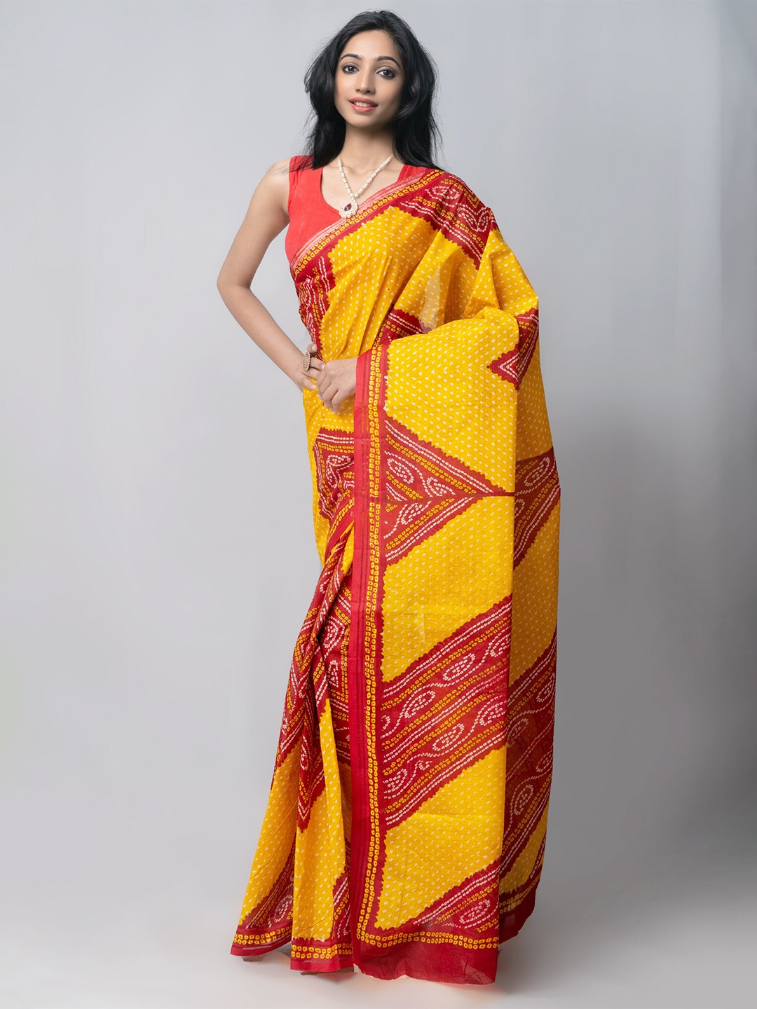 

Unnati Silks Bandhani Pure Cotton Kota Saree, Yellow