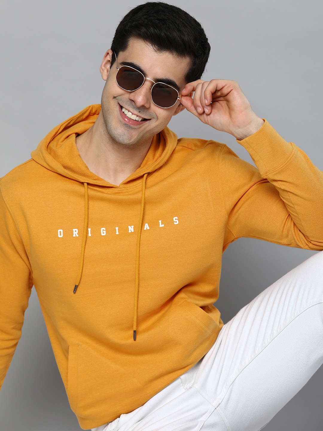 

HERE&NOW Men Printed Hooded Cotton Sweatshirt, Yellow