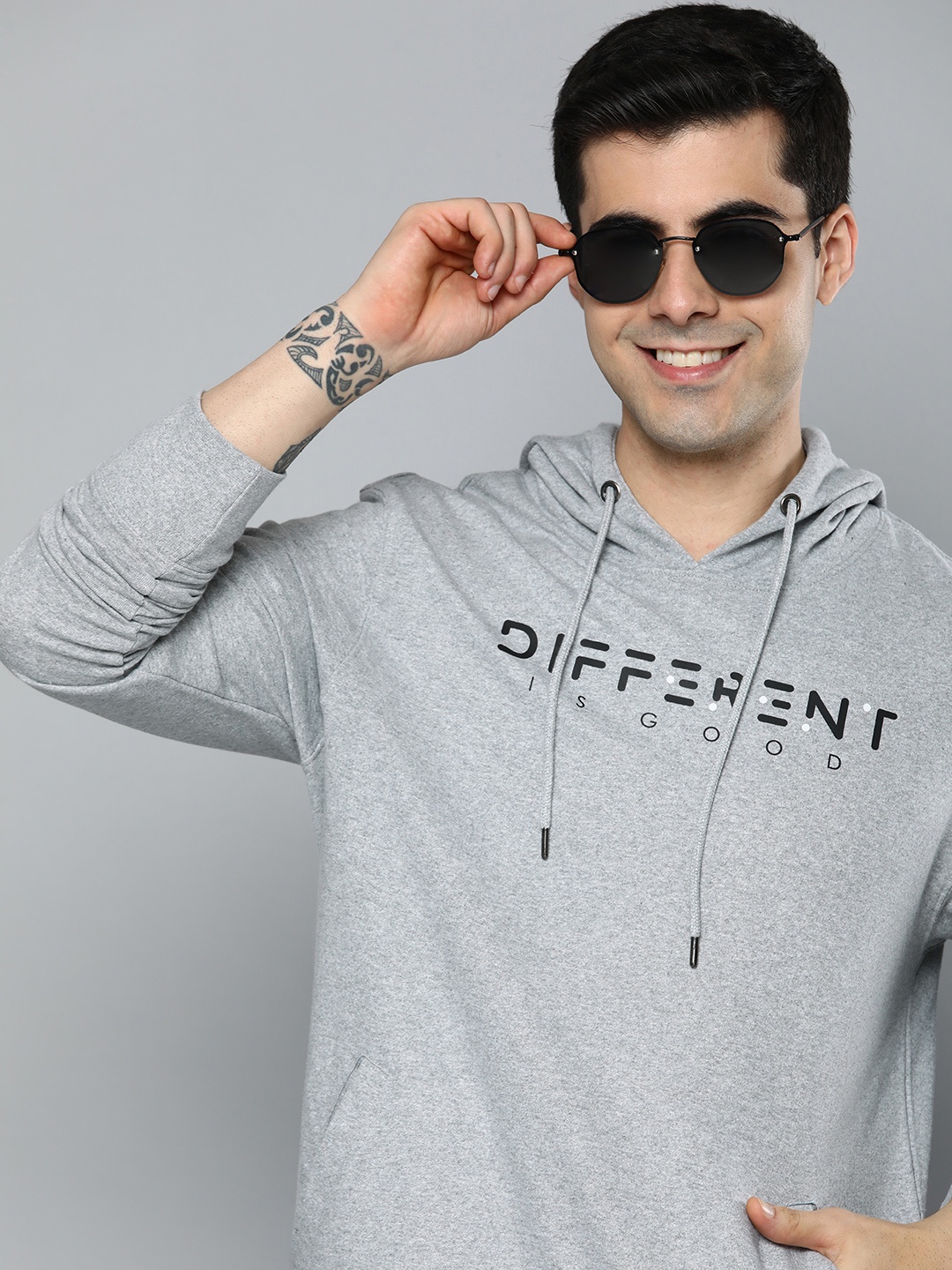 

HERE&NOW Men Printed Hooded Cotton Sweatshirt, Grey