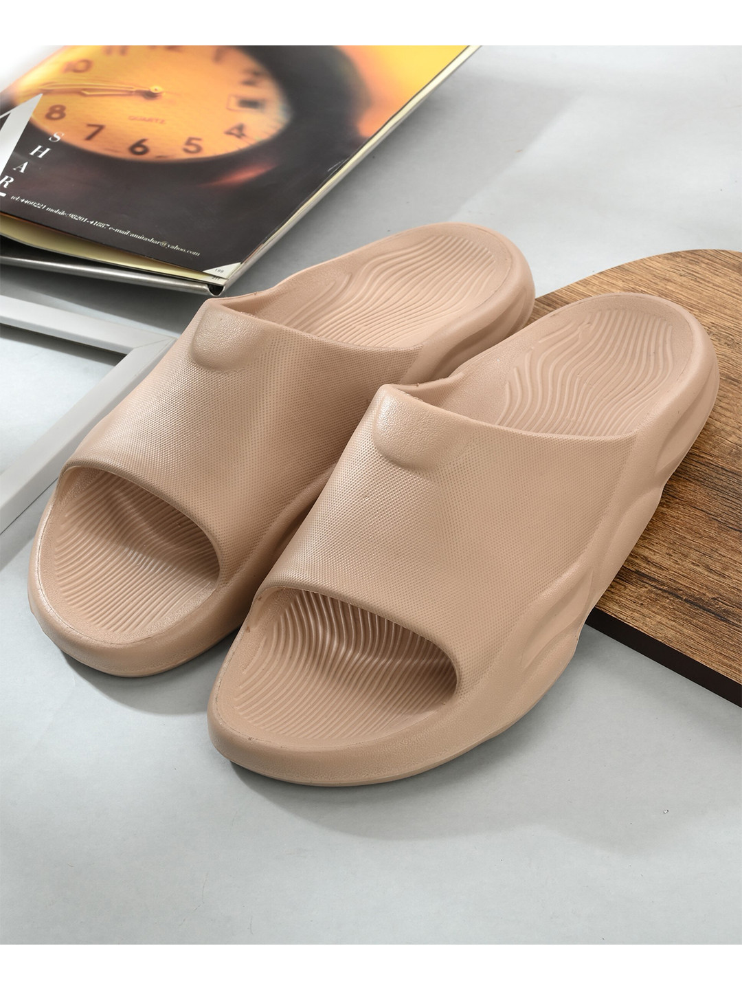 

AfroJack Men Solid Croslite Sliders, Beige