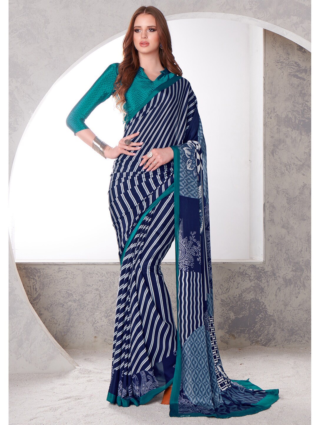 

Kasak Striped Pure Crepe Saree, Navy blue