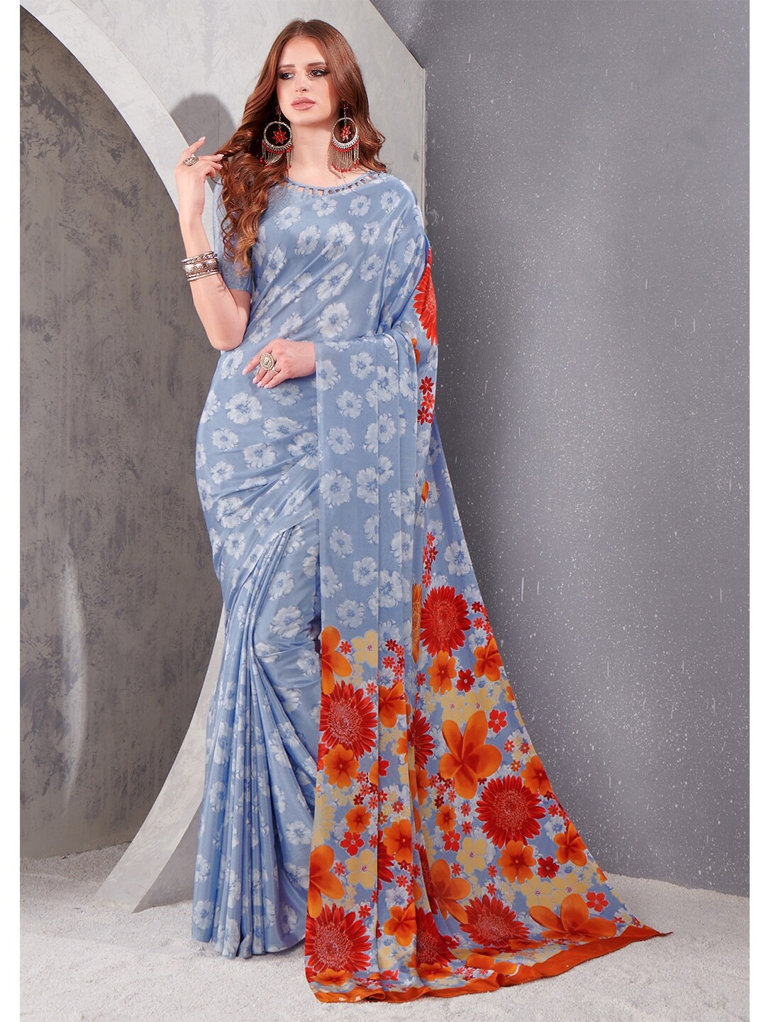 

Kasak Floral Pure Crepe Saree, Blue