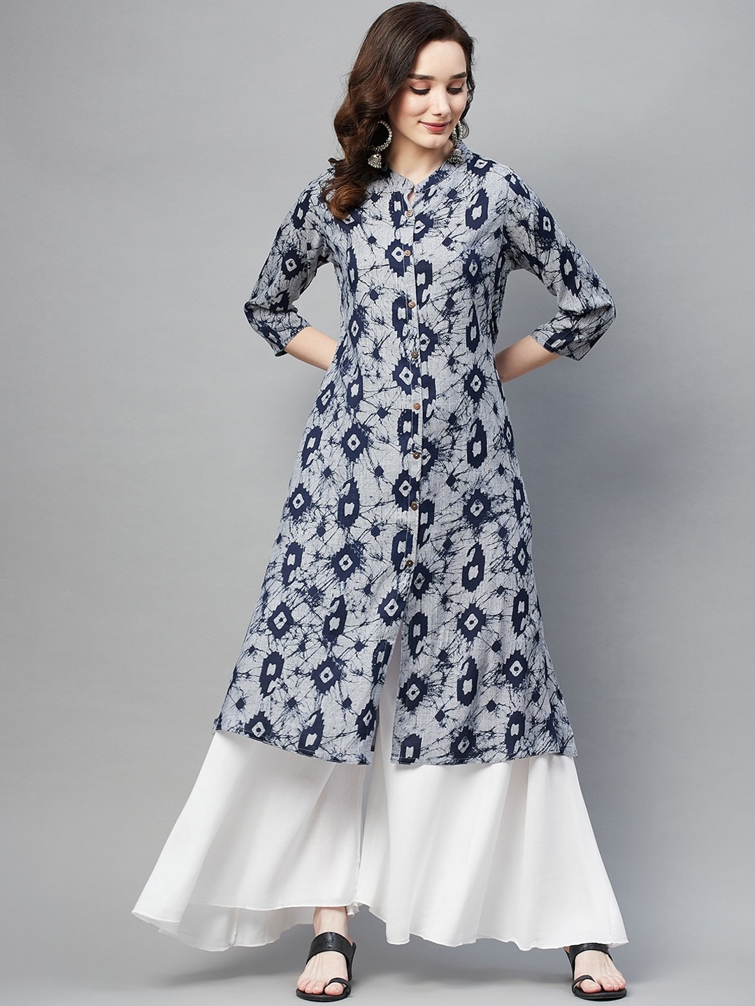 

Aarika Women Ethnic Motifs Printed Cotton Kurta, Grey