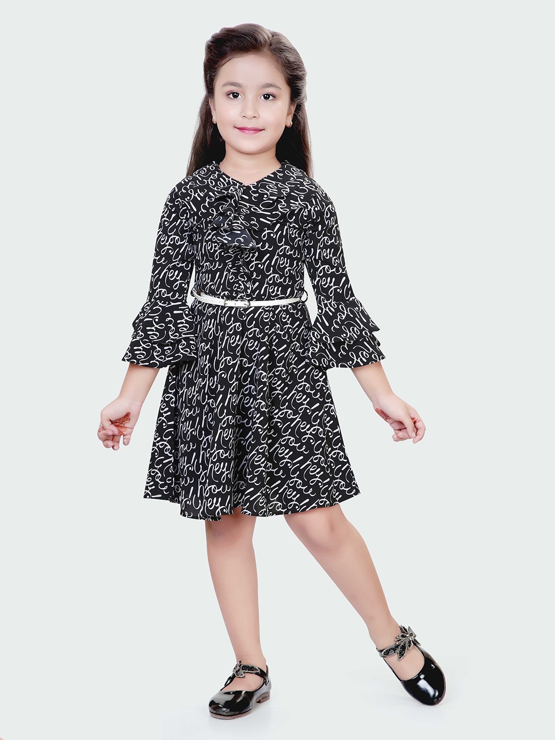 

Hunny Bunny Girls V-Neck Fit & Flare Dress, Black