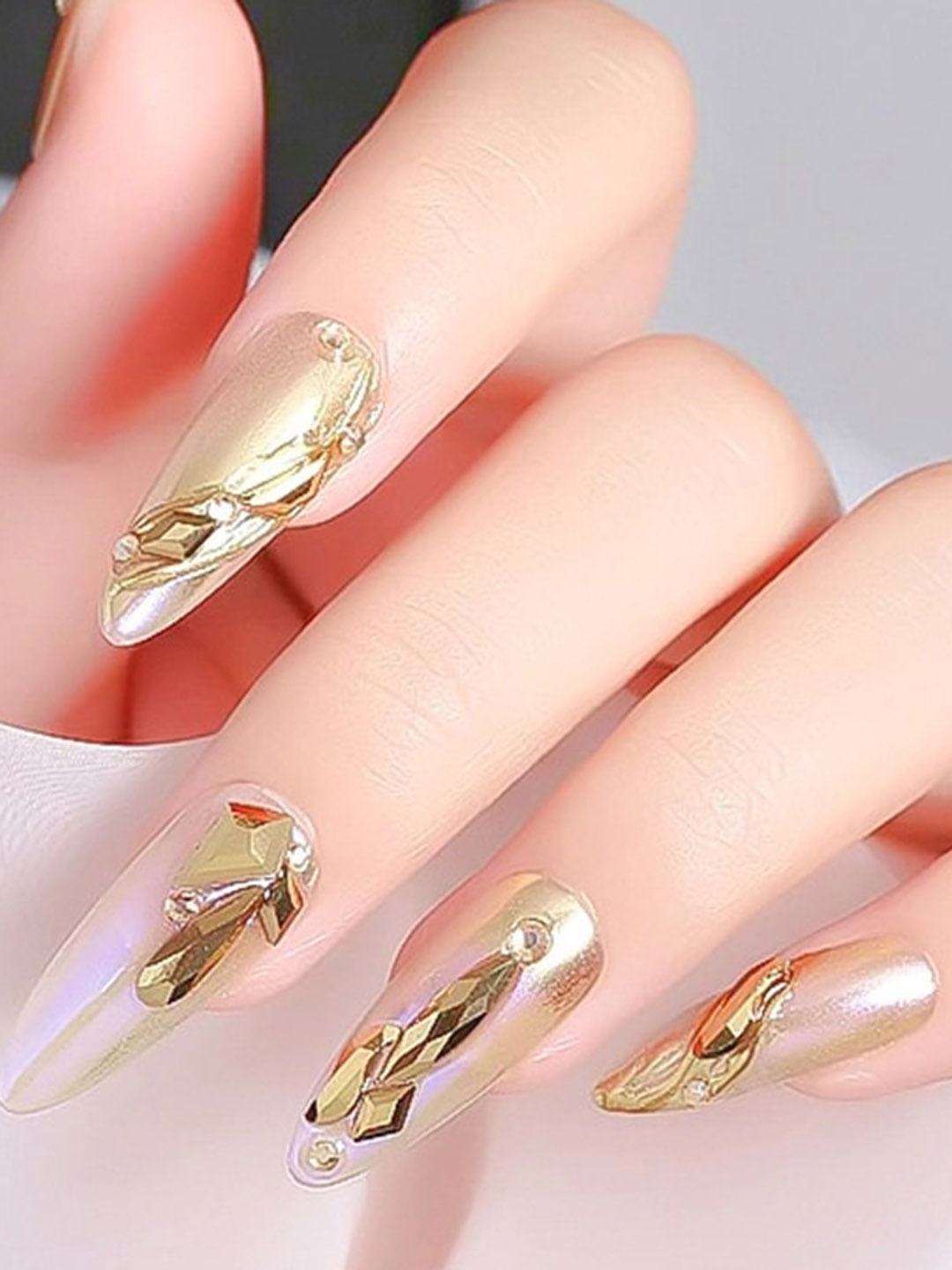 

S.A.V.I. Grid Nail Art Mix Shapes Flat Bottom Rhinestones Decorations AB Champagne Color Palette - Champagne