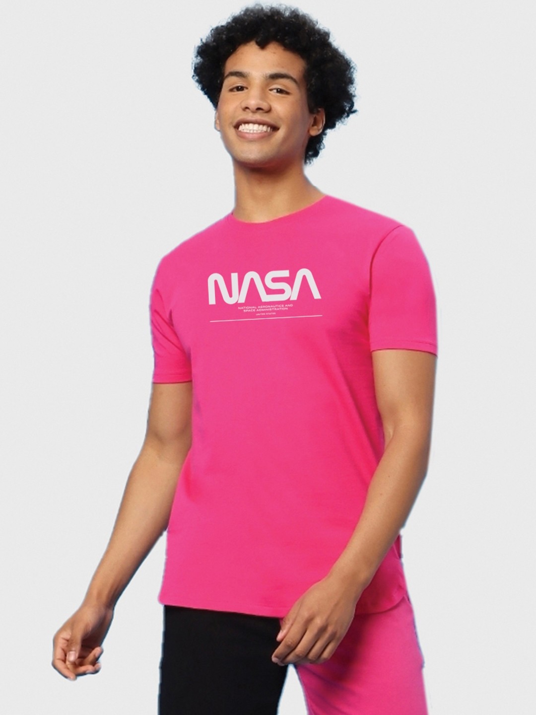 

Bewakoof Men Typography Printed Pure Cotton T-shirt, Pink