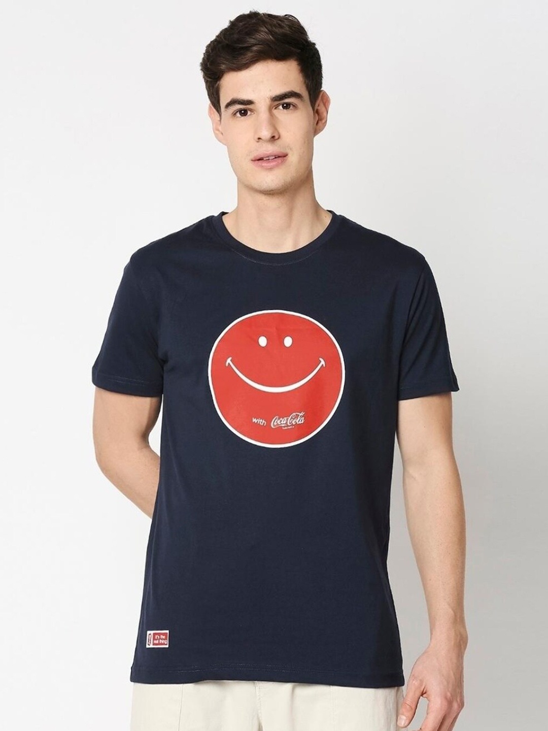 

Bewakoof Men Printed Round Neck Pure Cotton T-shirt, Navy blue