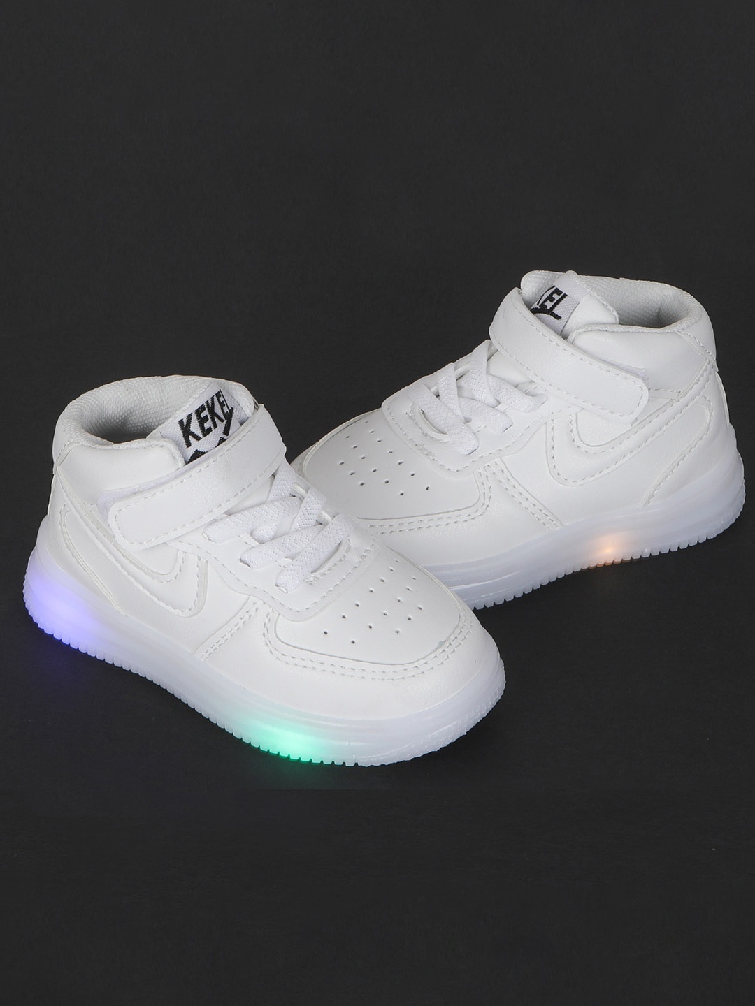 

FEETWELL SHOES Kids LED Sneakers, White