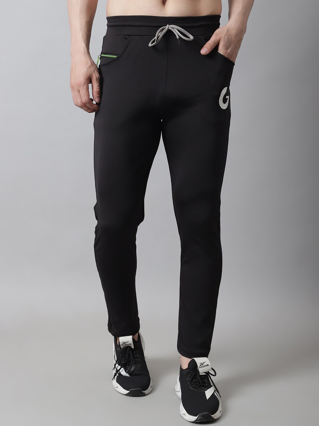 

GRACIT Men D-Pocket Track Pants, Black