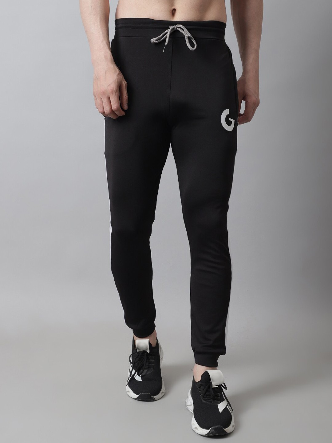 

GRACIT Men Side Lining Joggers, Black