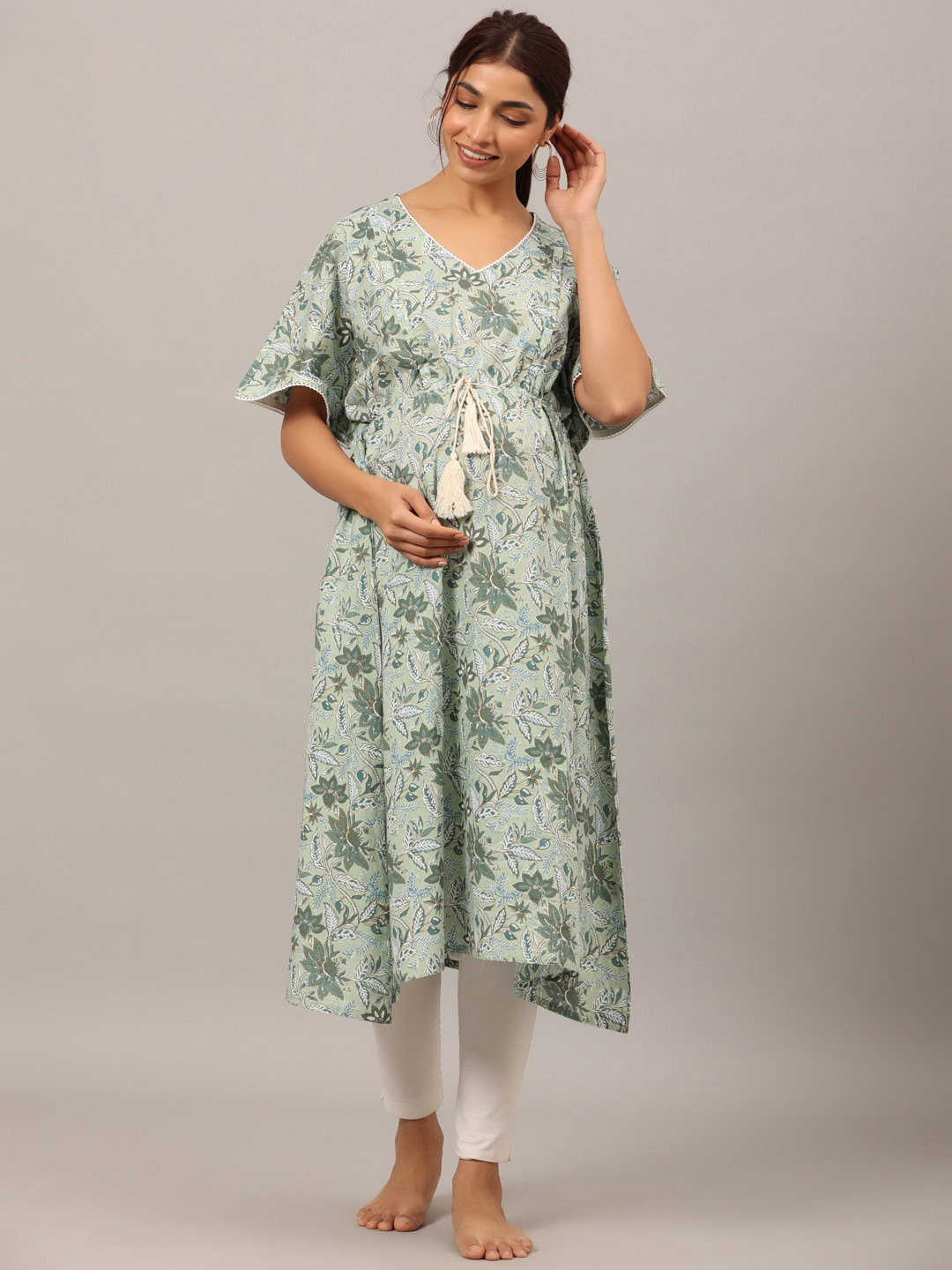 

Ikk Kudi by Seerat Floral Printed Flared Sleeves Maternity Kaftan Cotton Kurta, Green