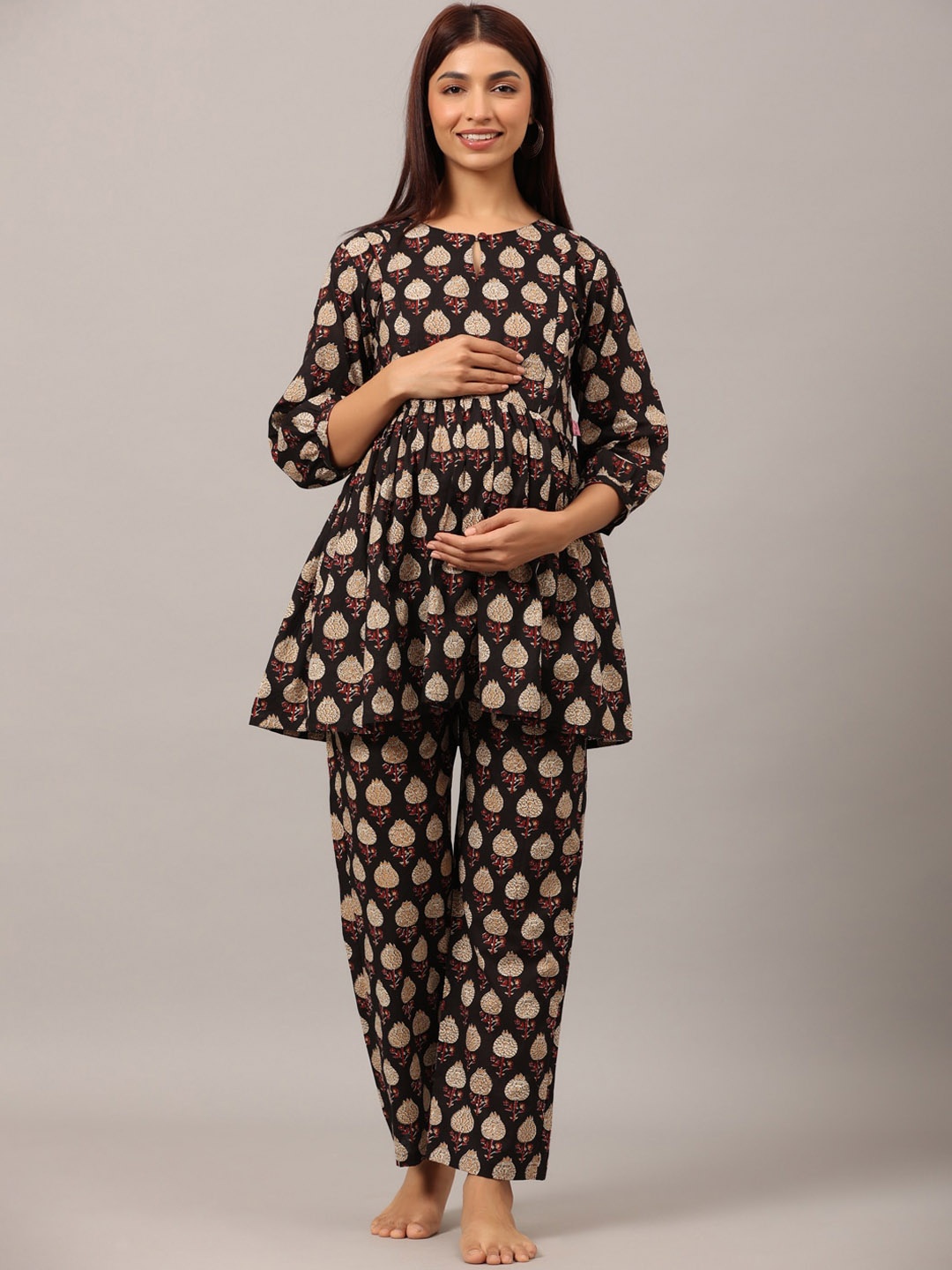 

Ikk Kudi by Seerat Women Ethnic Motif Printed Pure Cotton Night suit, Black