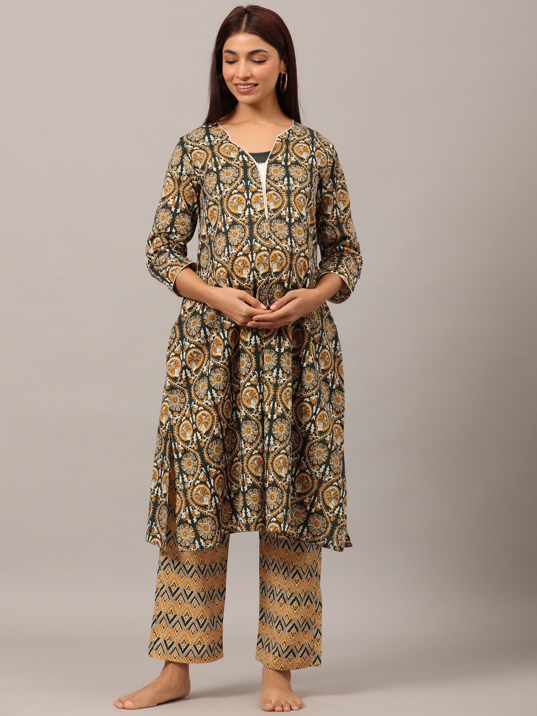

Ikk Kudi by Seerat Women Ethnic Motif Printed Pure Cotton Night suit, Green