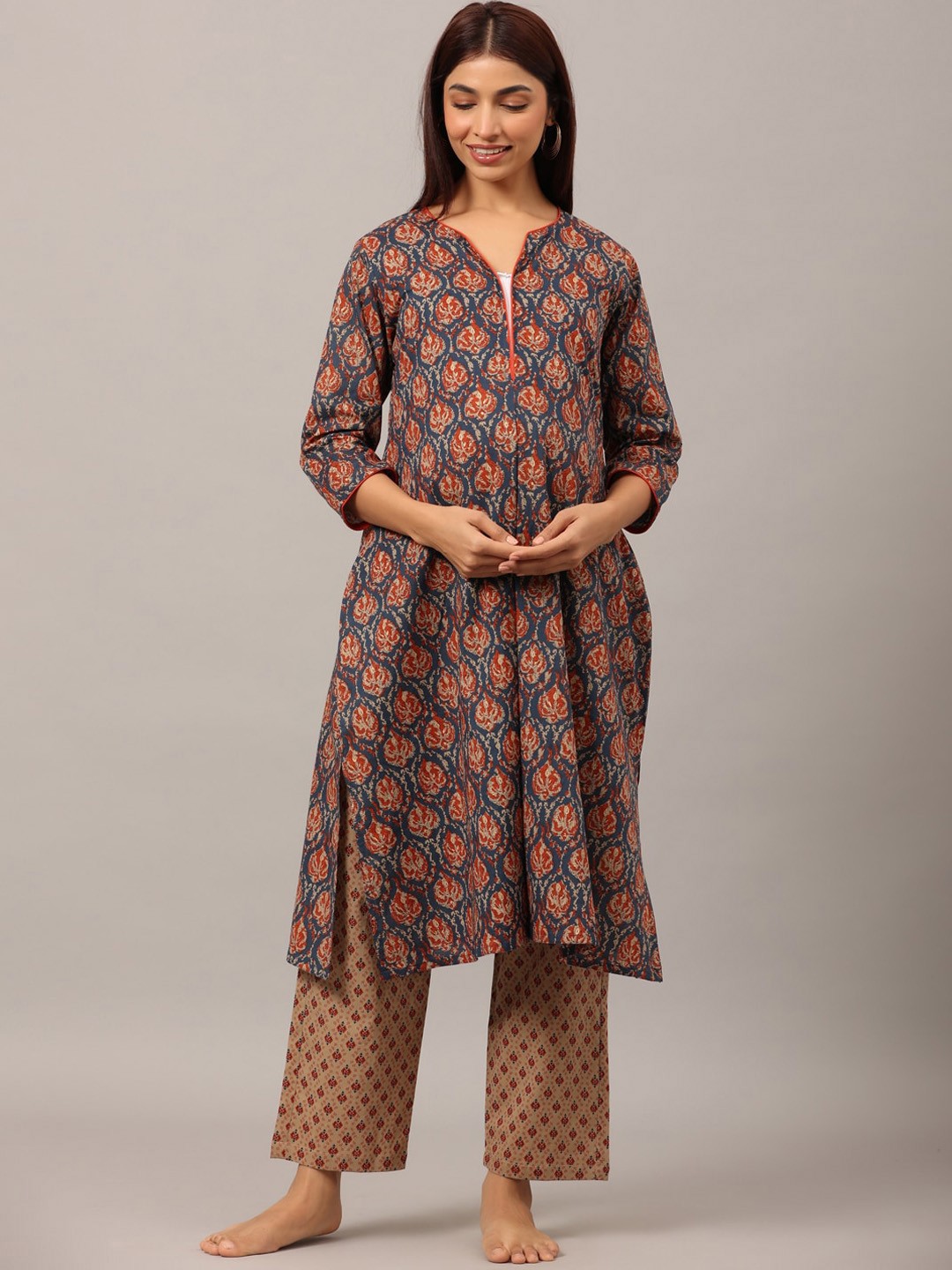 

Ikk Kudi by Seerat Women Floral Printed Pure Cotton Maternity Kurta with Trousers, Blue
