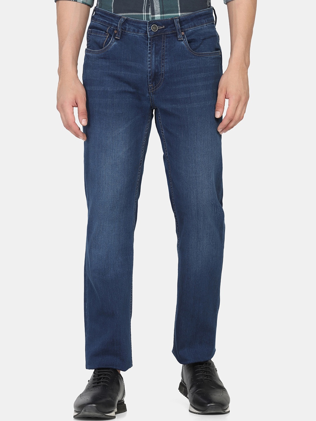 

Blackberrys Men Urban Relaxed Fit Light Fade Stretchable Jeans, Blue