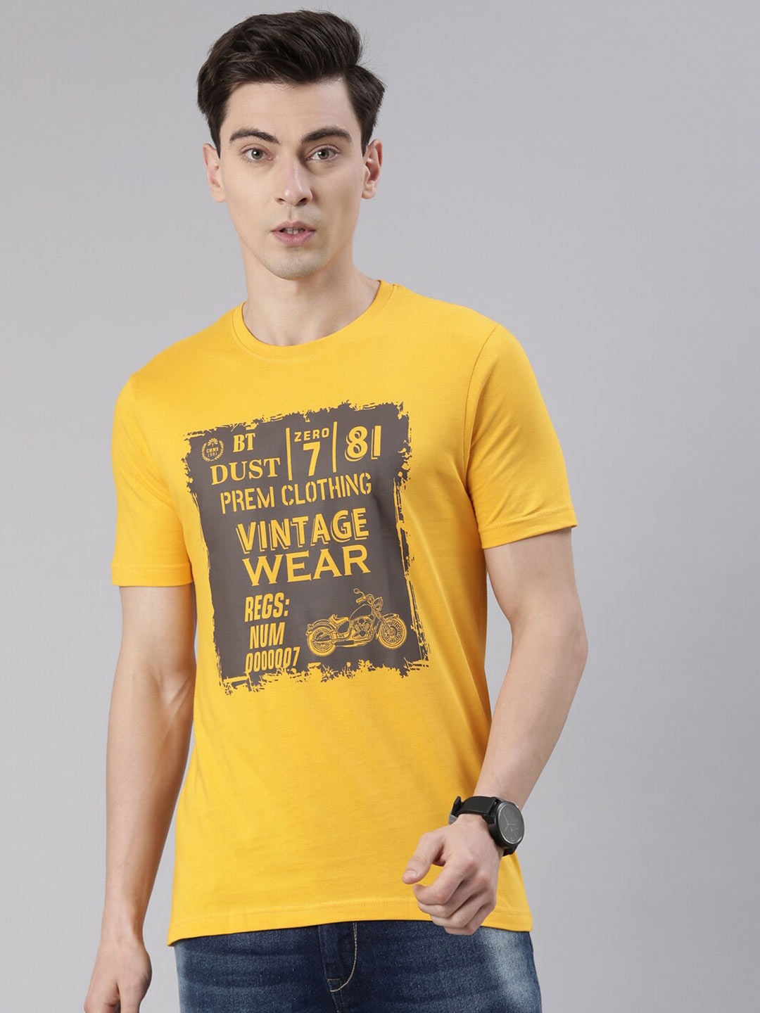 

Chennis Men Typography Printed Slim Fit Cotton T-shirt, Yellow