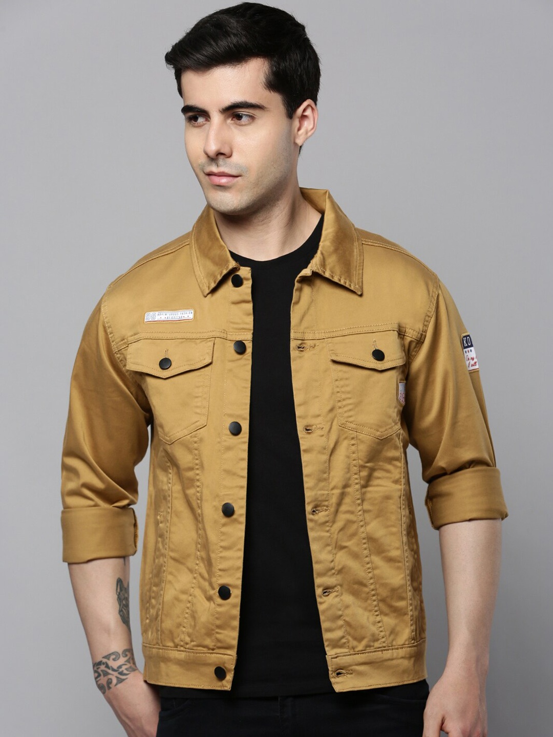 

SHOWOFF Men Denim Jacket, Khaki