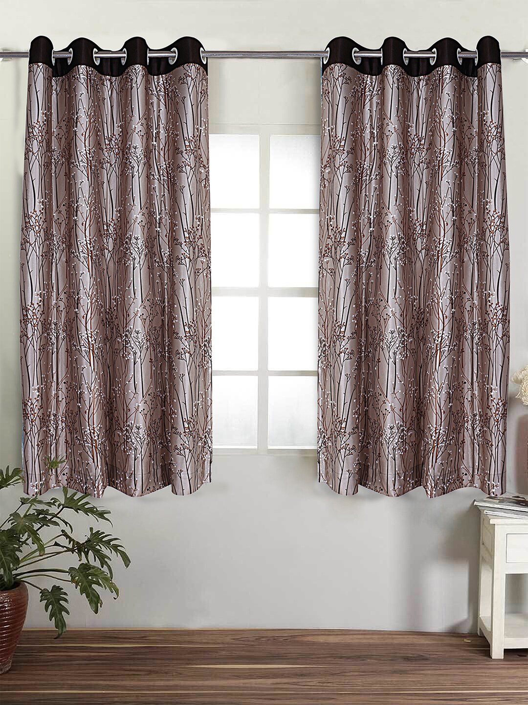 

Kuber Industries Coffee Brown & Black Set of 2 Floral Window Curtains 5 Feet