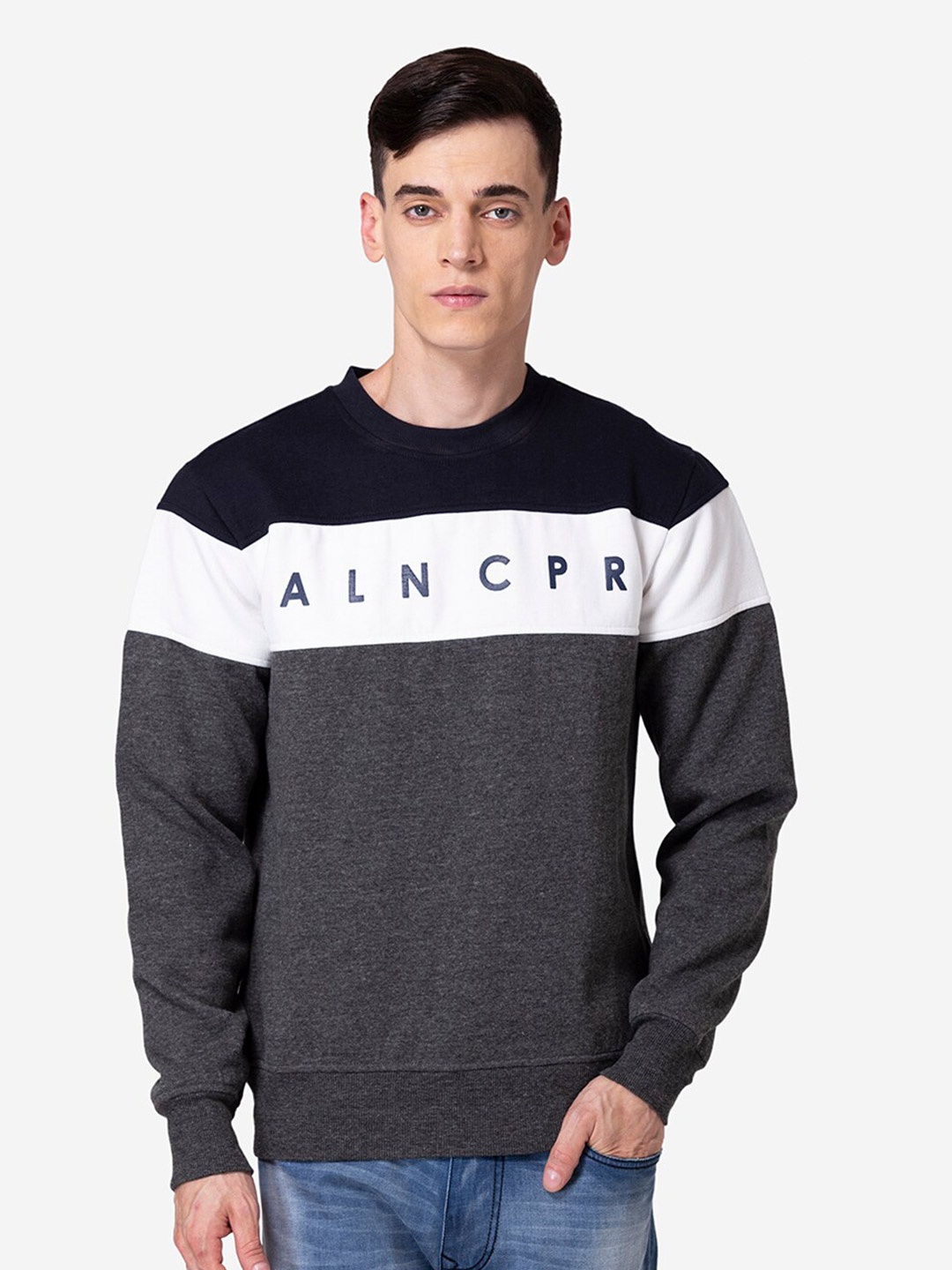 

Allen Cooper Men Colourblocked Cotton Sweatshirt, Navy blue