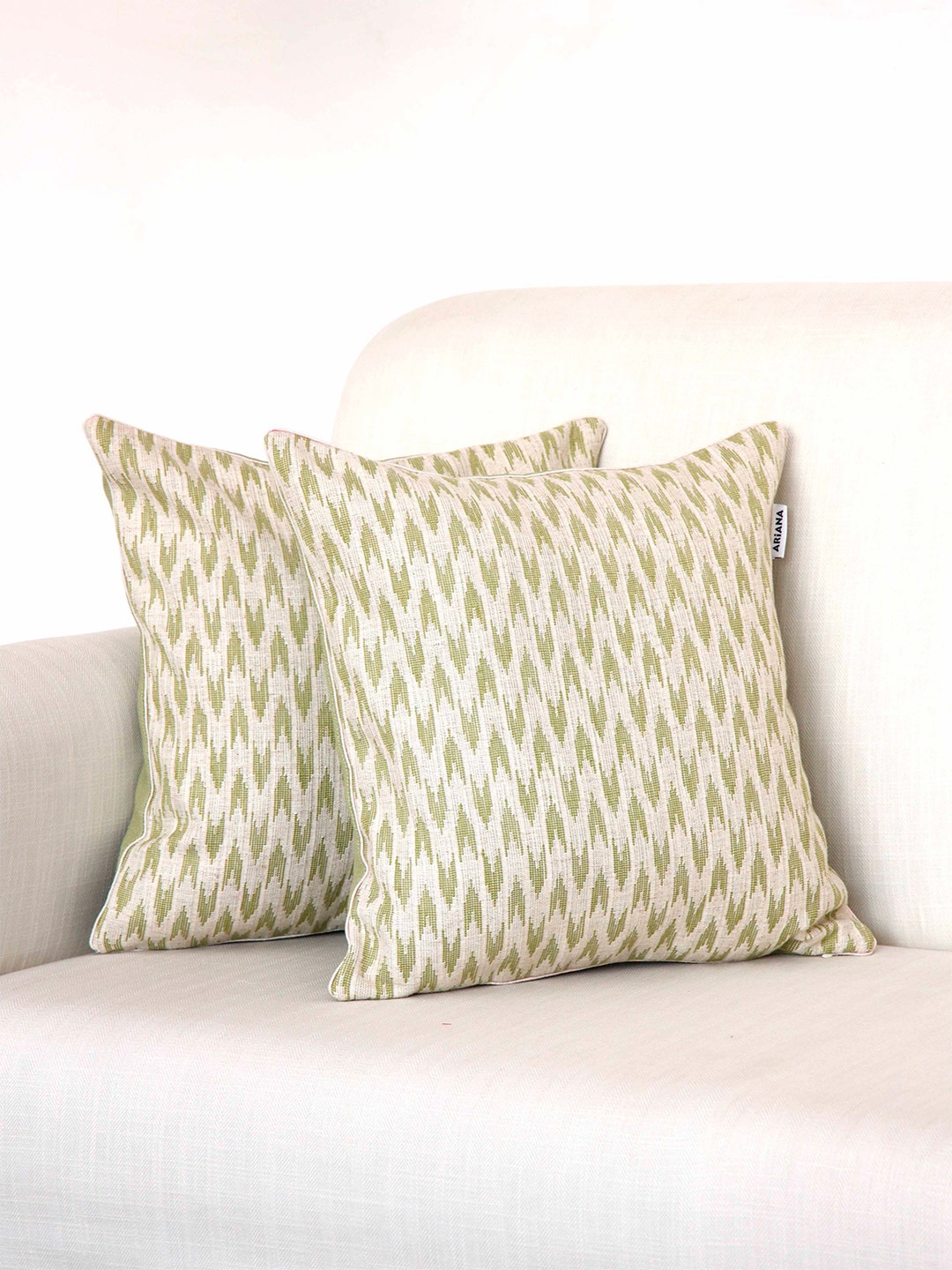 

Ariana Green & White Set of 2 Geometric Printed Square Cushion Covers