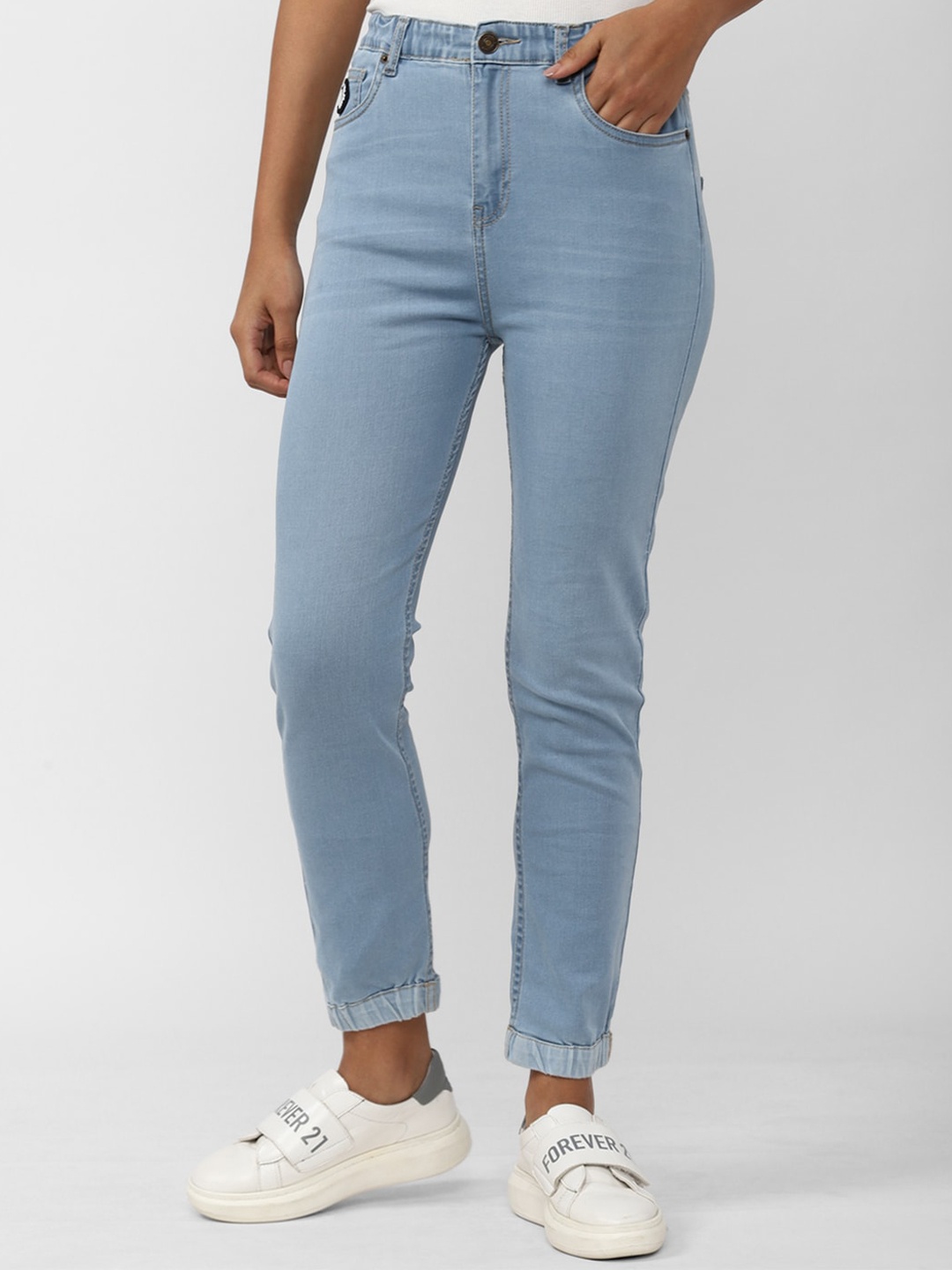 

FOREVER 21 Women High-Rise Jogger Fit Ankle Length Jeans, Blue