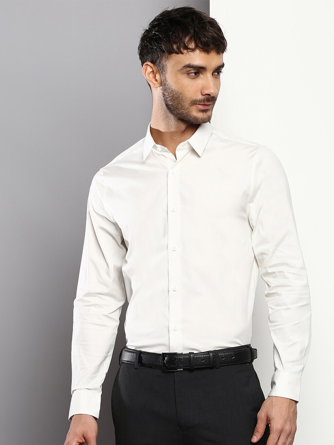 

Calvin Klein Jeans Men Slim Fit Formal Shirt, Cream