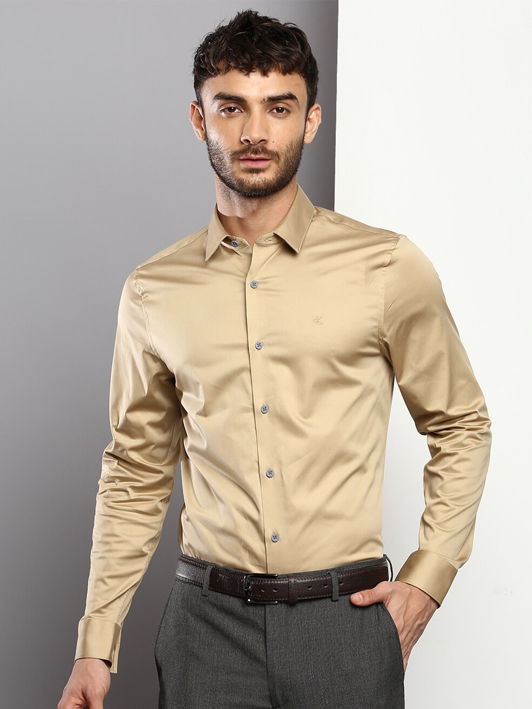 

Calvin Klein Jeans Men Slim Fit Formal Shirt, Beige