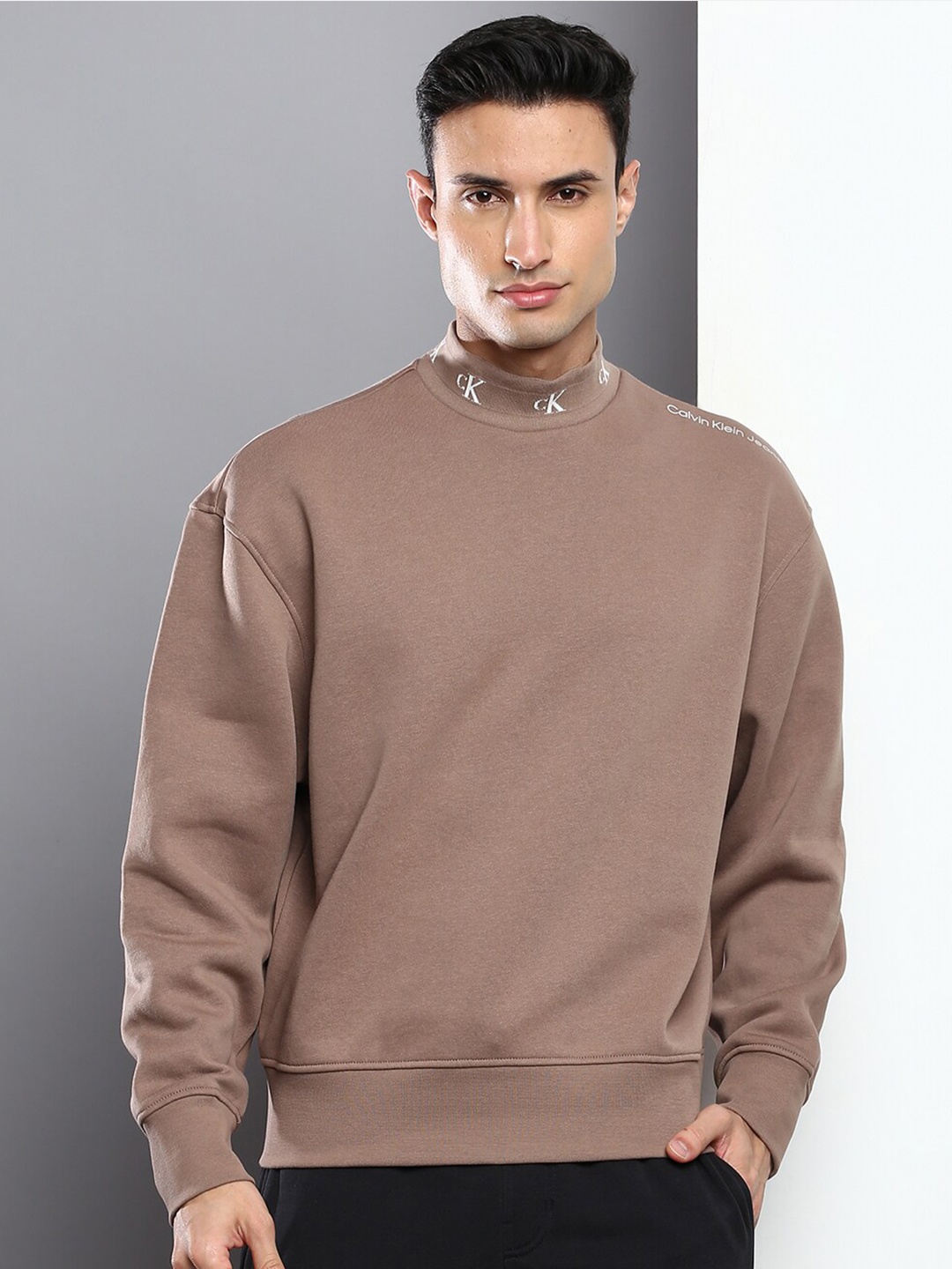 

Calvin Klein Jeans High Neck Cotton Sweatshirt, Brown