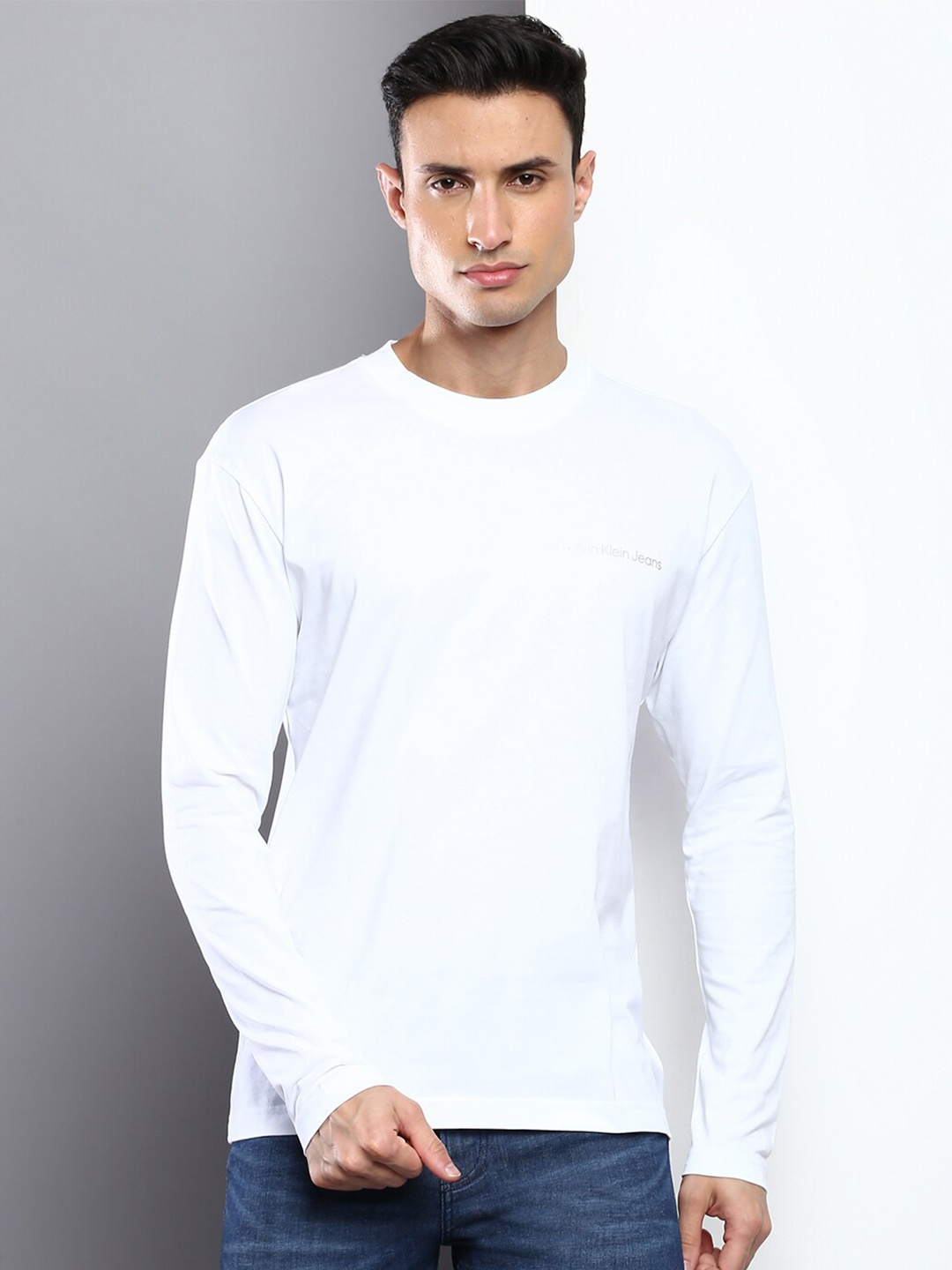 

Calvin Klein Jeans Men Organic Cotton T-shirt, White