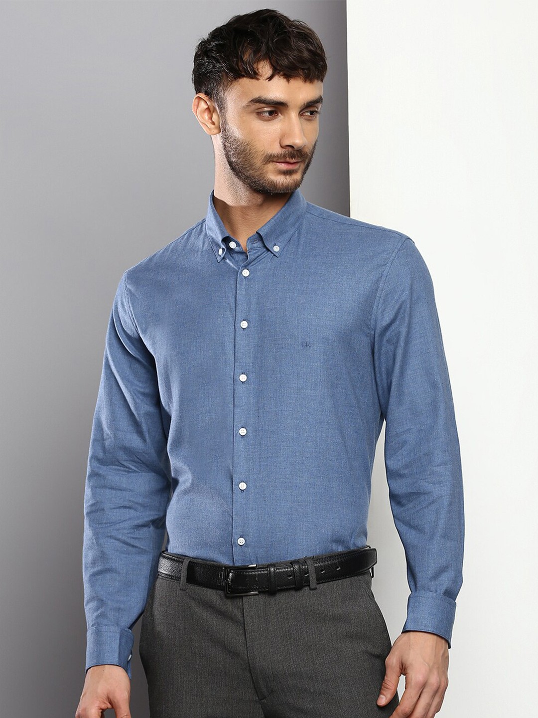 

Calvin Klein Jeans Men Pure Cotton Slim Fit Formal Shirt, Blue
