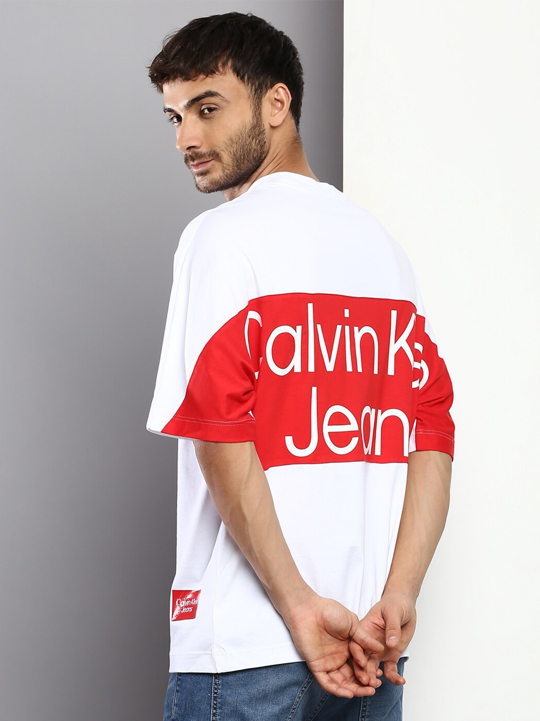 

Calvin Klein Jeans Men Typography Printed Boxy Cotton T-shirt, White