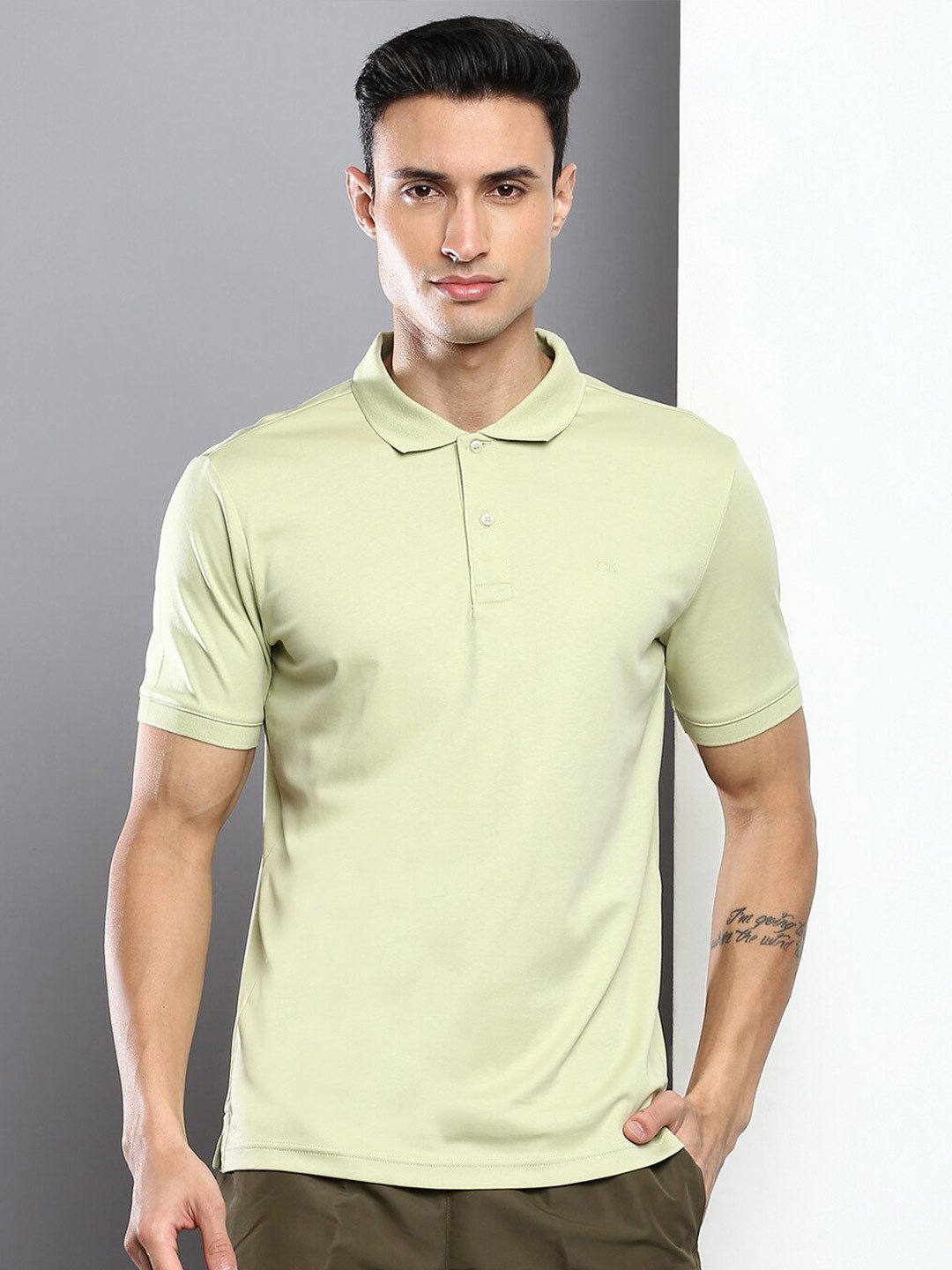 

Calvin Klein Jeans Men Polo Collar Cotton T-shirt, Green