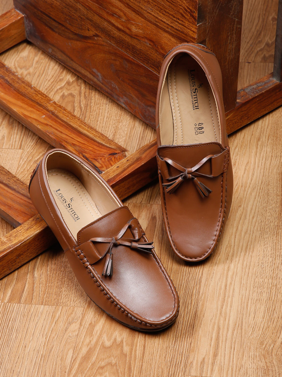 

LOUIS STITCH Men Solid Leather Formal Loafers, Brown