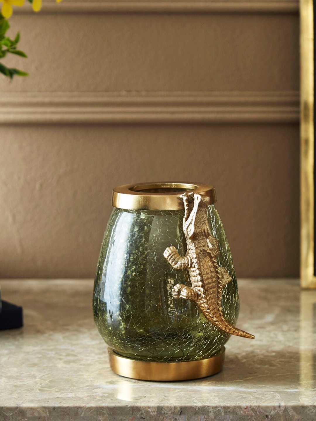 

Home Centre Tropical Green & Gold-Toned Crocodile Glass Oval Vase