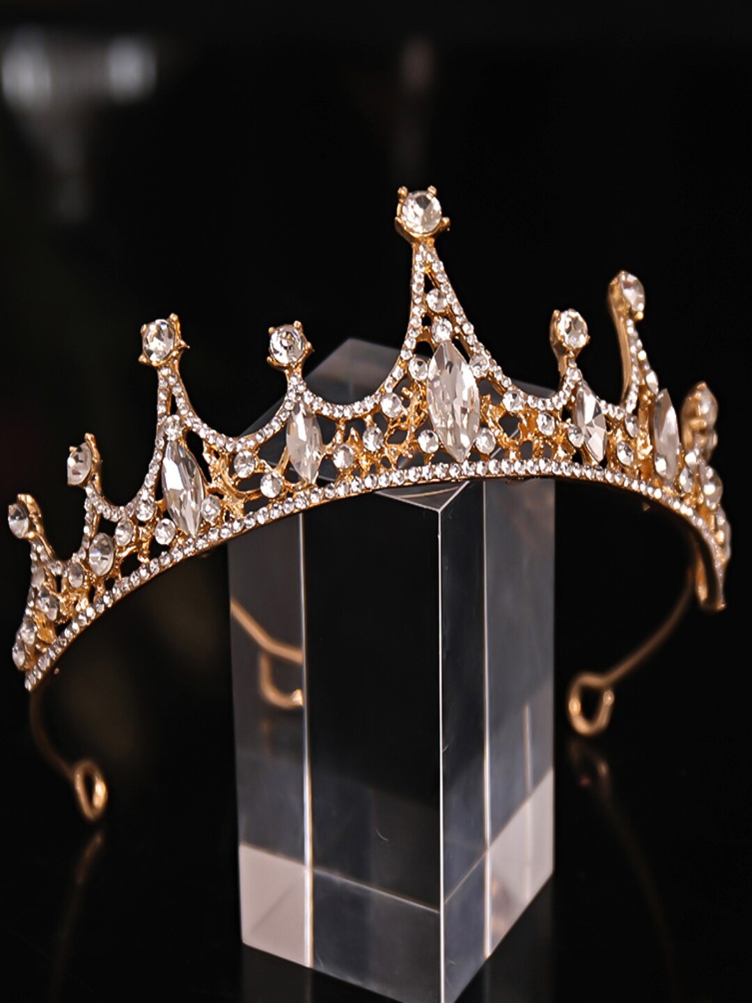 

Proplady Women Embellished Tiara, Gold