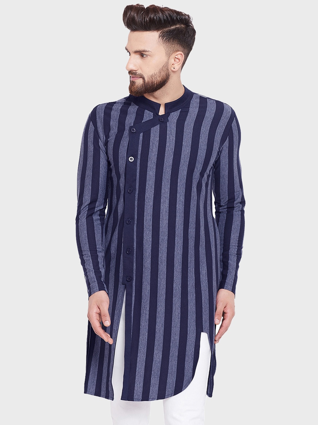 

Hypernation Men Striped Indigo Pure Cotton Kurta, Navy blue