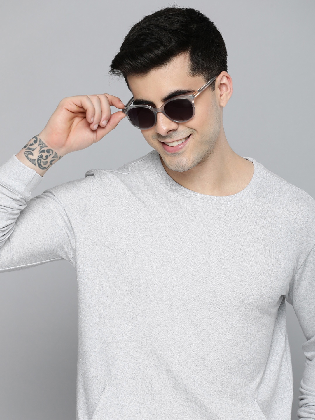 

HERE&NOW Men Solid Knitted Sweatshirt, White