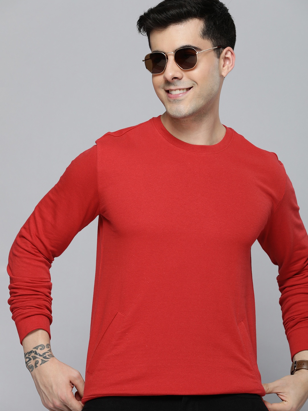 

HERE&NOW Men Solid Knitted Sweatshirt, Red