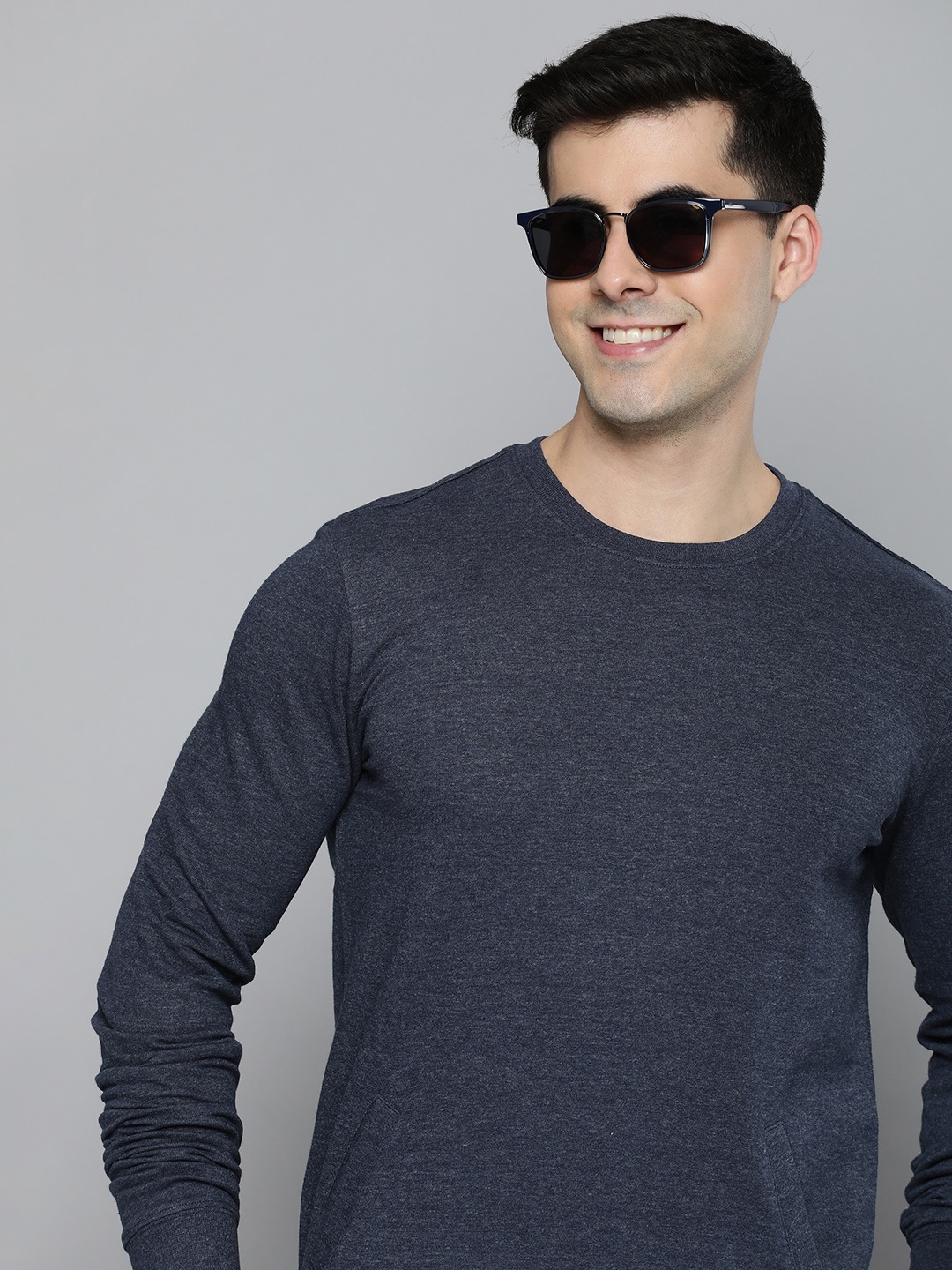 

HERE&NOW Men Solid Knitted Sweatshirt, Blue