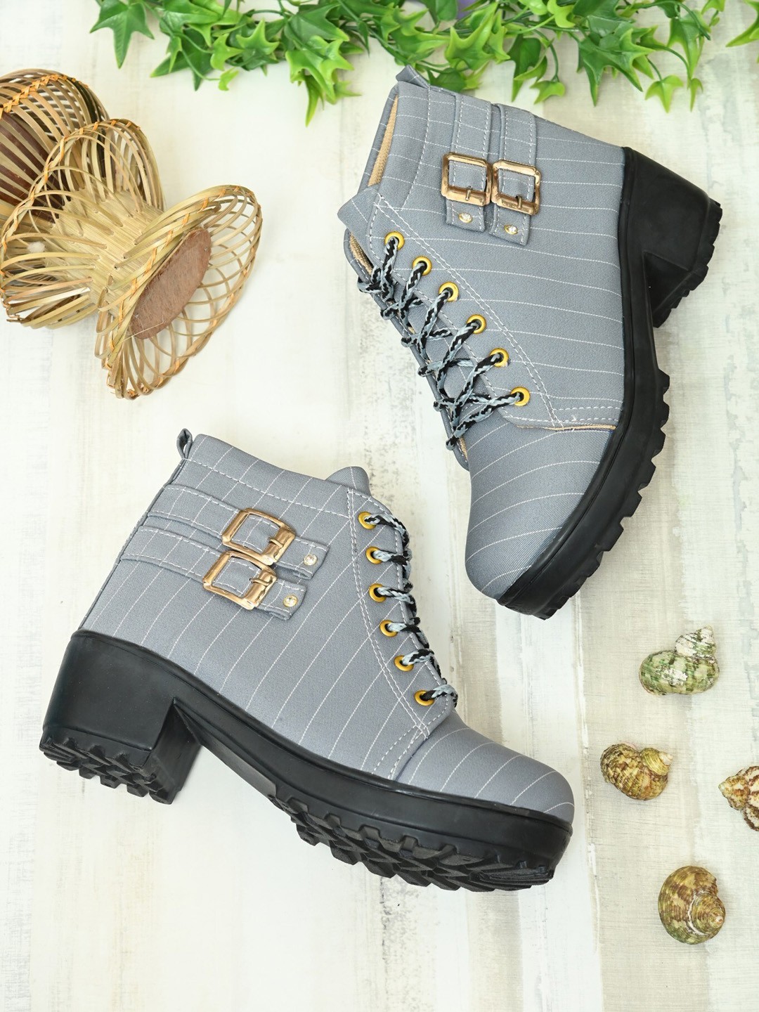 

BOOTCO Women Striped Mid-Top Chunky Boots, Grey