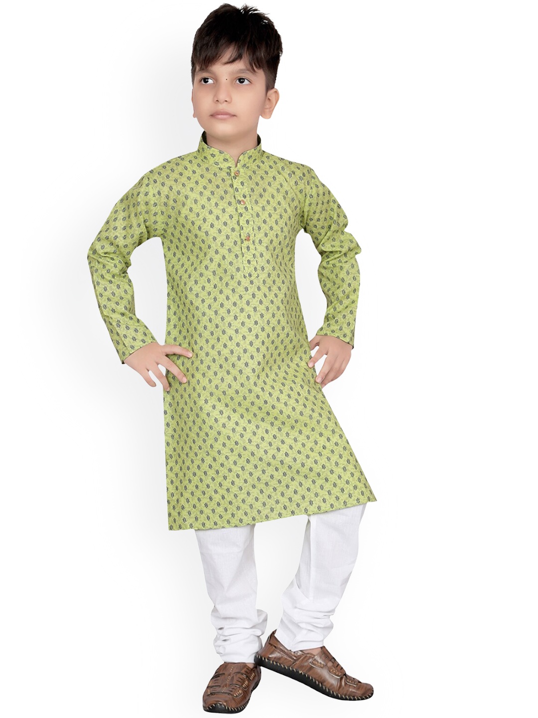 

KIDS FARM Boys Ethnic Motifs Printed Kurta with Pyjama, Green