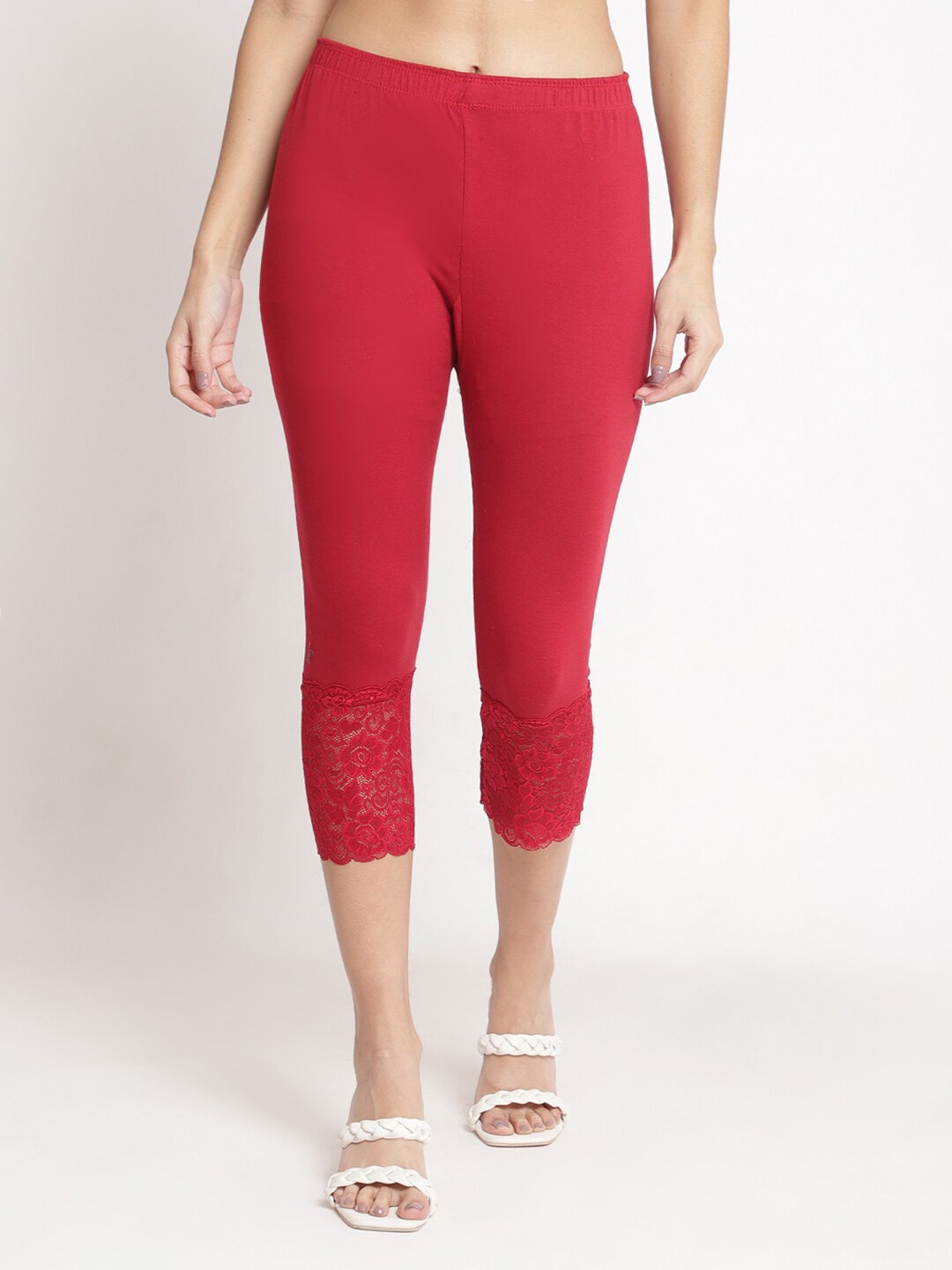 

GRACIT Women Maroon Capris